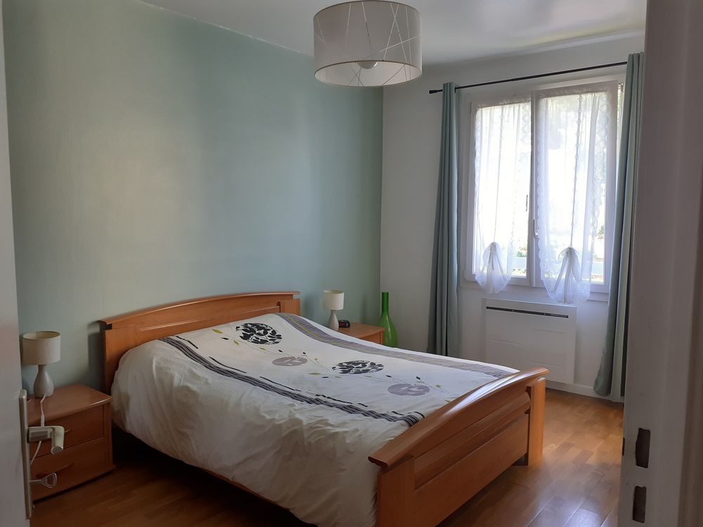RARE A CHAMPAGNE AU MONT D'OR : appartement 3 pièces ? 97,8m