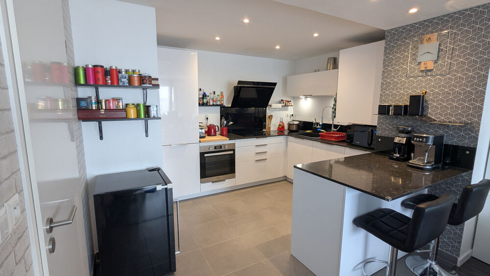 Appartement T4 Récent avec deux Garages Box à Rennes