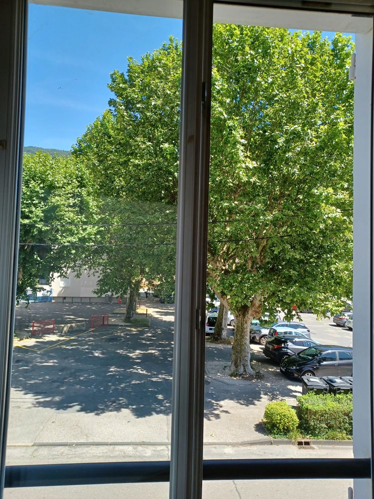 Appartement T3 traversant 82 m2 à Vizille