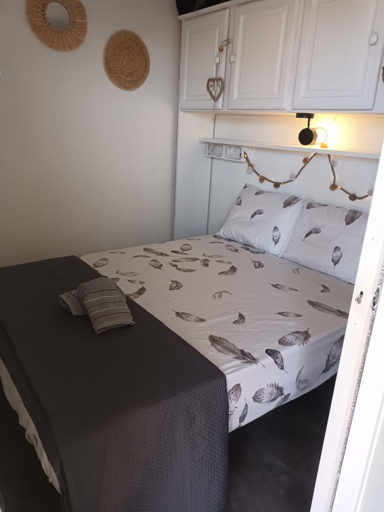 Appartement meublé/terrasse/vue mer/parking privé/1 chambre