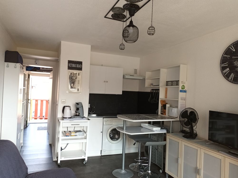 Appartement meublé/terrasse/vue mer/parking privé/1 chambre