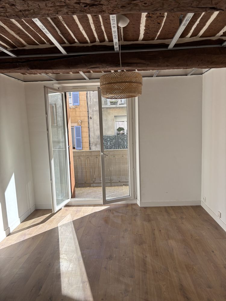 APPARTEMENT A GONFARON