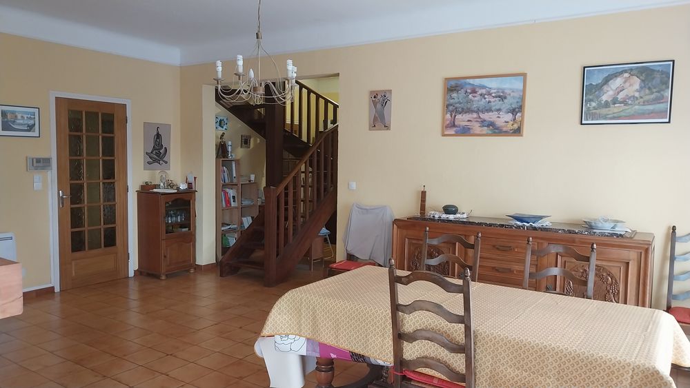 Villa T8 individuelle, 4 chambres et+ sur 734m2 avec piscine