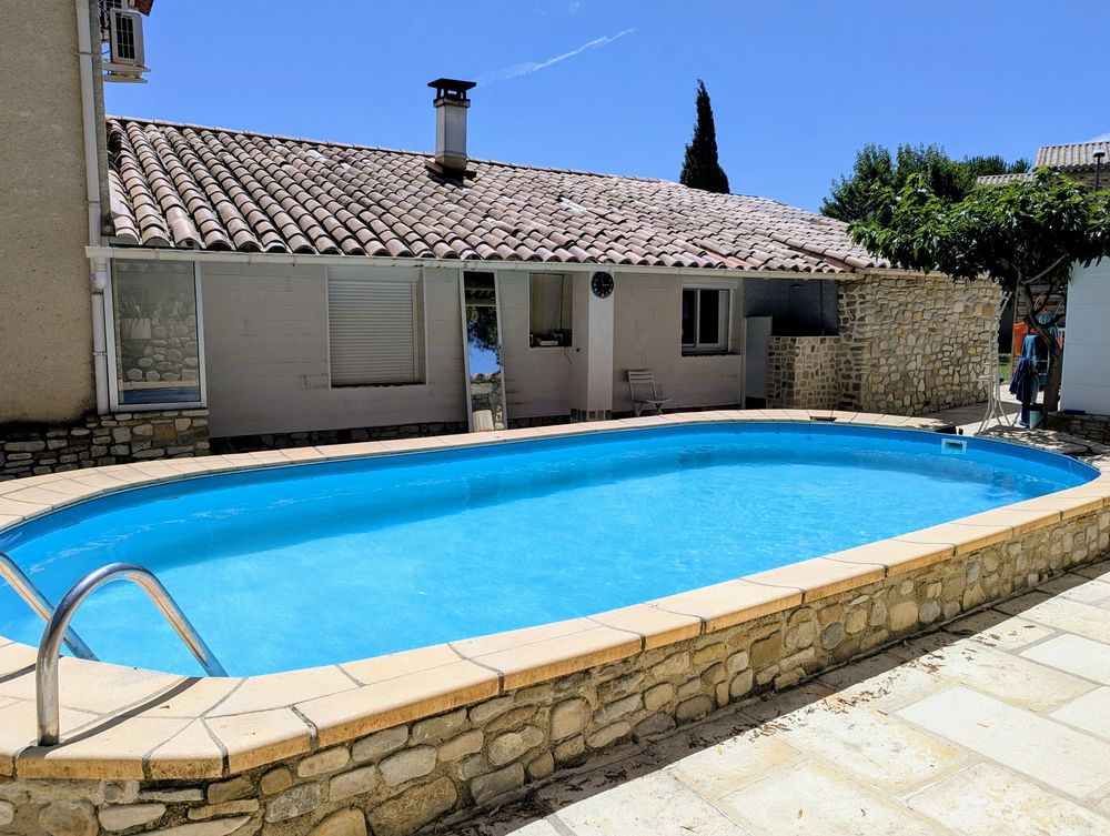Charmante MAISON Provençale avec PISCINE et JARDIN clos