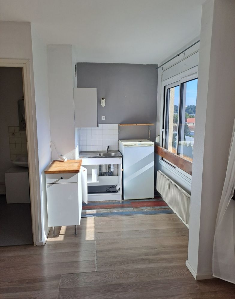 Studio 22m2 croix-rousse proximité INSPE