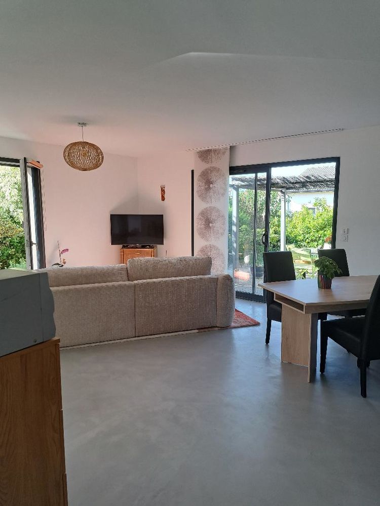 MAISON CONTEMPORAINE DE 2015 ? 90,49 m² ? 3 CHAMBRES+ GARAGE