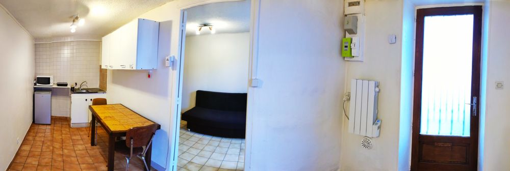 T1 meublé, 2 pièces séparées, SDD/WC,réduit. Centre creusot