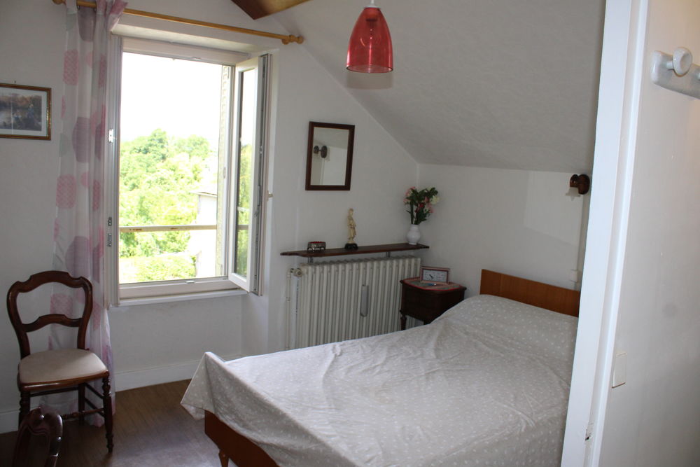 T2 meublé à Saignes ds le Cantal