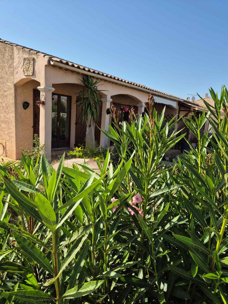 Villa 3 faces terrain sur Colombiers 34440