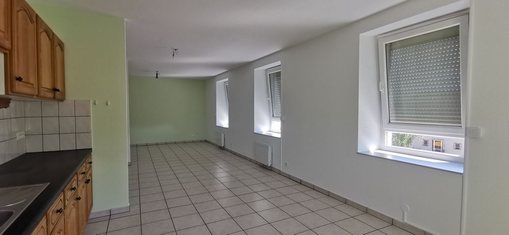 Appartement F6. 107m2. Héricourt 70