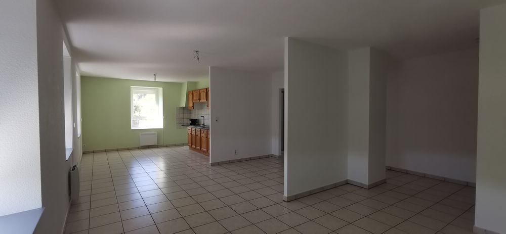 Appartement F6. 107m2. Héricourt 70