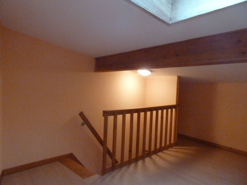 ST NAZAIRE LES EYMES Appartement T3 - 66 m²