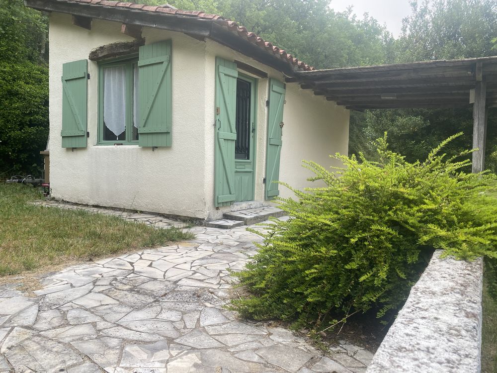 Maison de vacances+maison en ruine,proche commodités