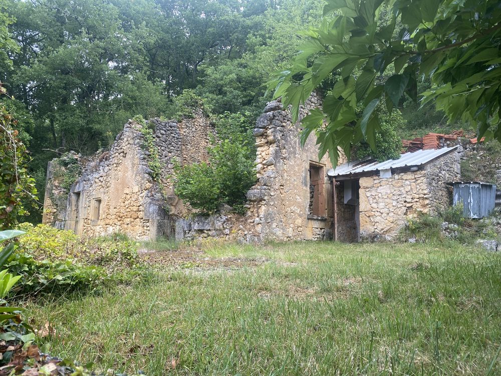 Maison de vacances+maison en ruine,proche commodités