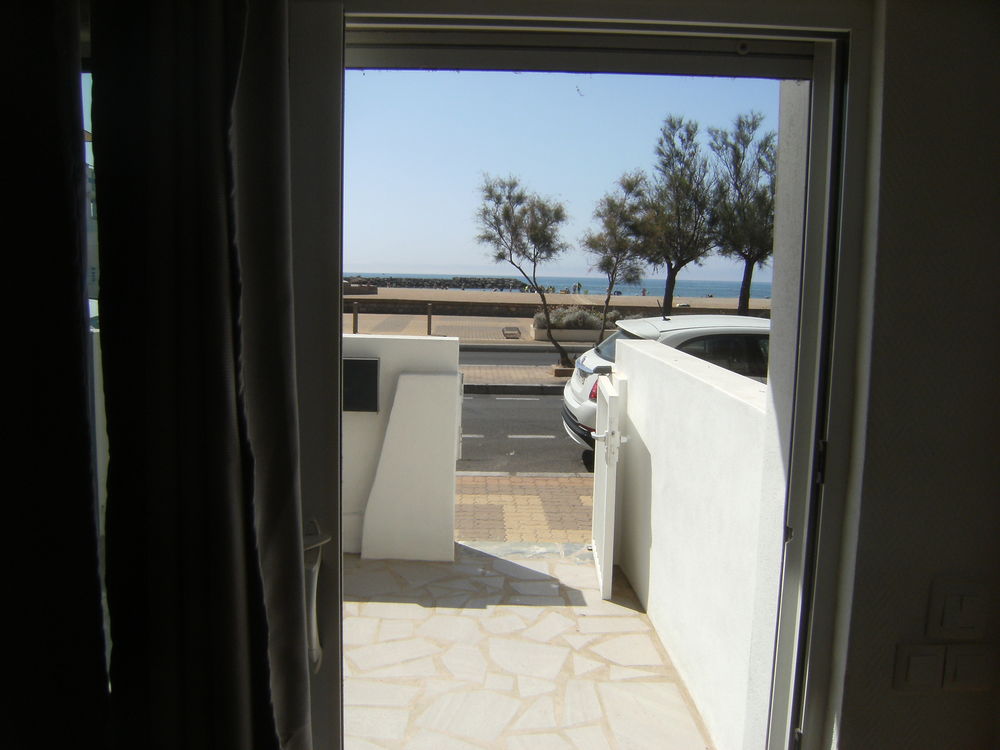 Studio terrasse face à la mer