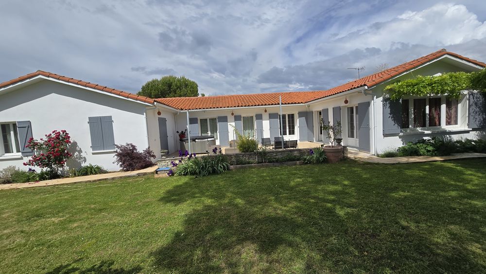 maison 172m² 3 chambres terrain 1065m² la jarrie 17220
