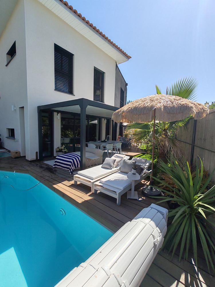 Maison contemporaine et familiale 6 chambres et Piscine