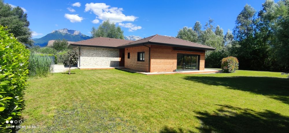 VILLA "LES ROSEAUX" SEVRIER