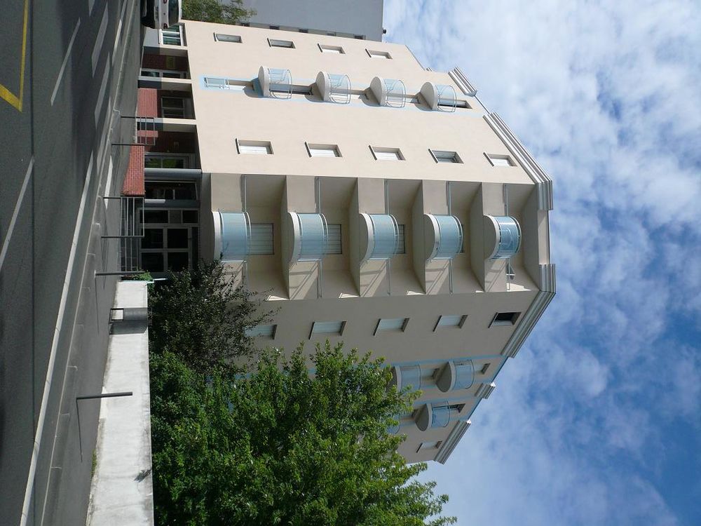 d'un studio édutiant