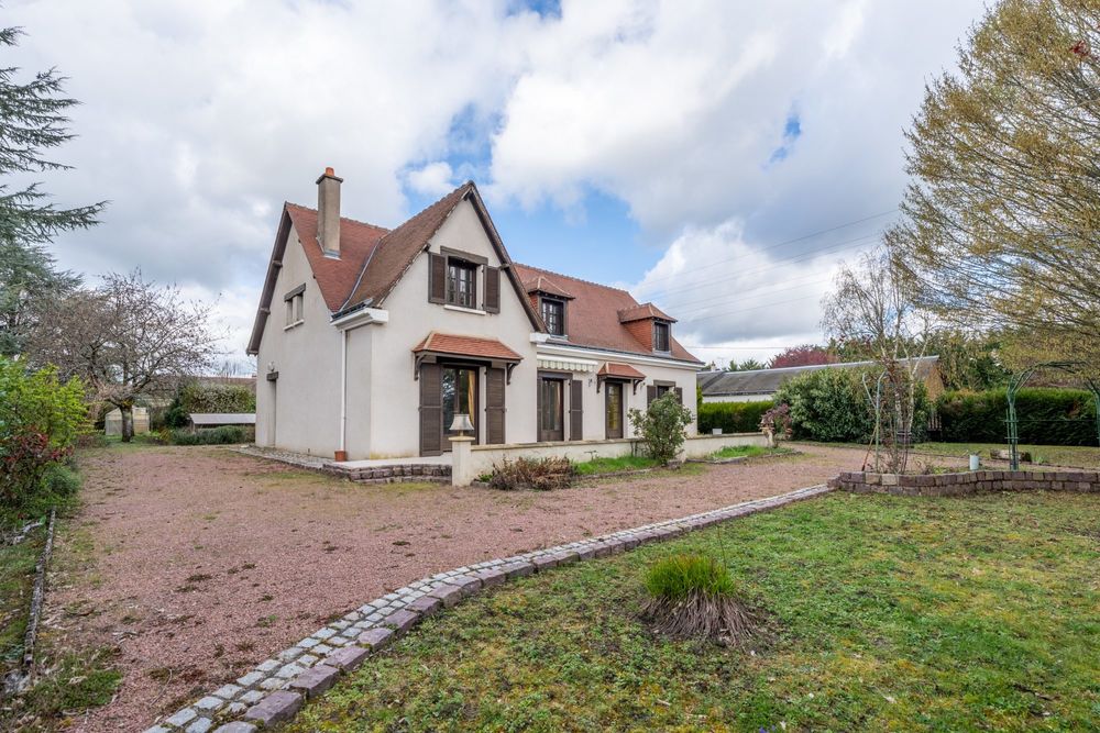 BELLE MAISON FAMILIALE