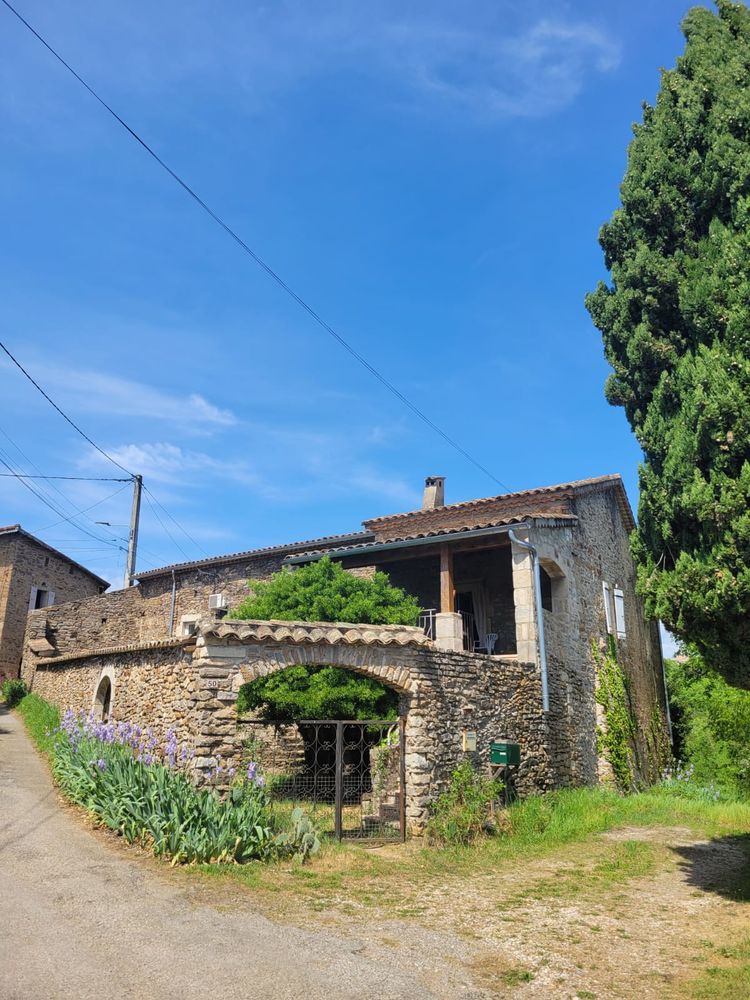 MAISON ARDECHOISE RESTAUREE + TERRAIN CONSTRUCTIBLE