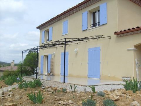 Grande maison meublée sur terrain 1600m2