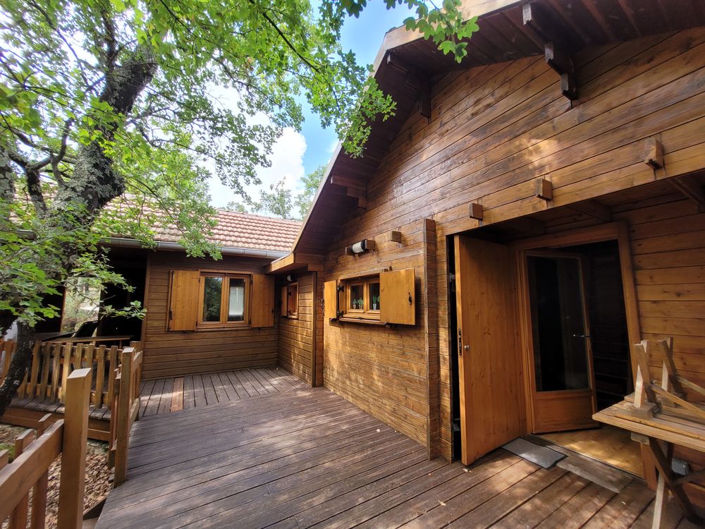 Double Chalet 70 m2 22 000 E à REINSTALLER