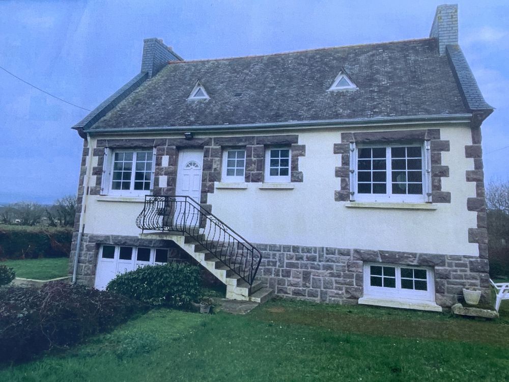 Maison à Paimpol 65m2, 1,7km du port 12000 m2 terrain