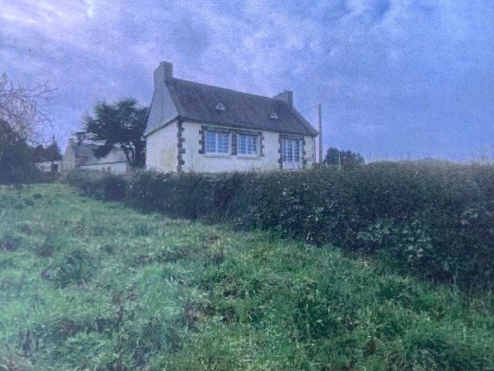 Maison à Paimpol 65m2, 1,7km du port 12000 m2 terrain