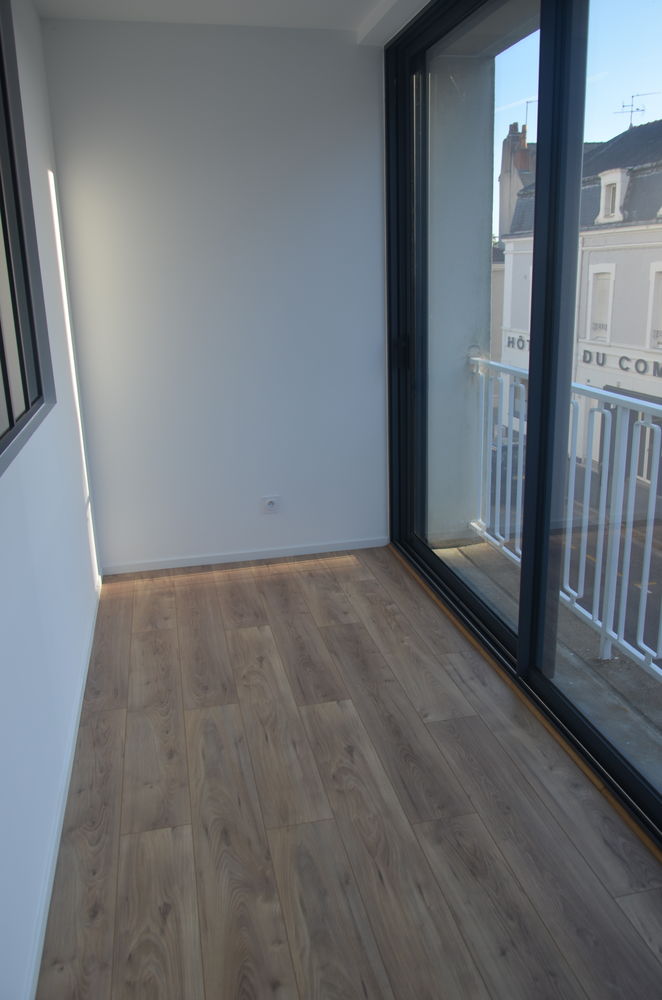 un grand appartement à Cholet, centre ville