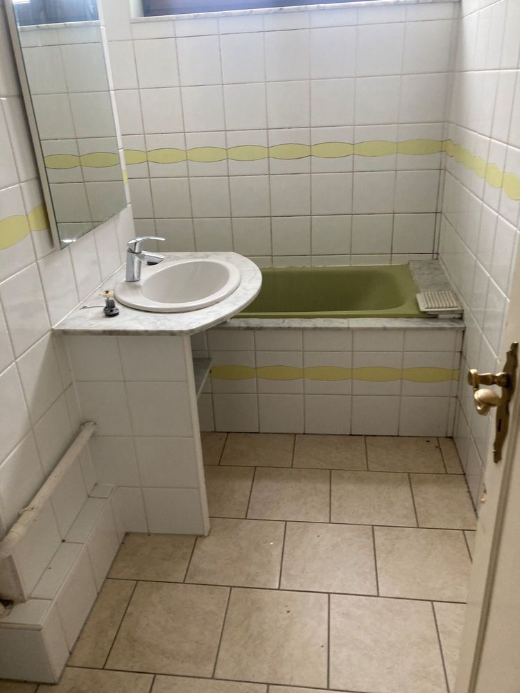 ? : Appartement environ 70m² ?