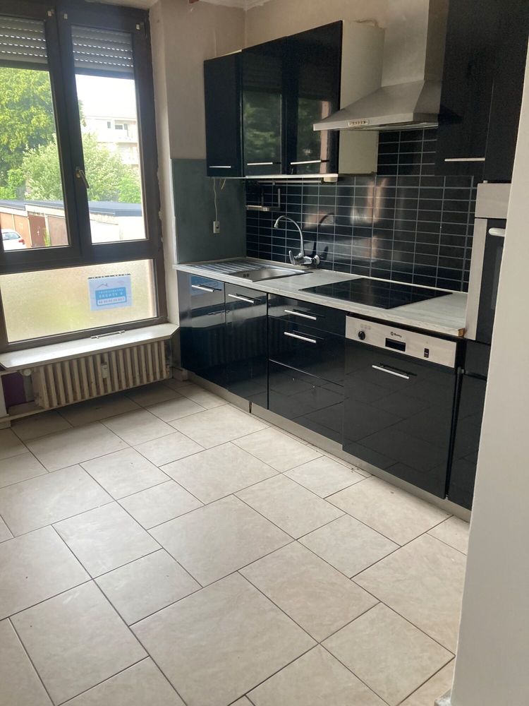 ? : Appartement environ 70m² ?
