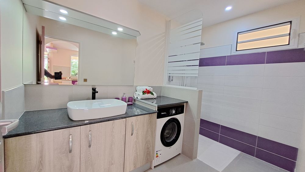 T2 meublé 63 m² avec piscine, fibre et parking sécurisé