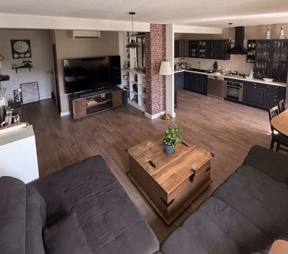 FEYZIN DUPLEX 85 m² 4 PIà?CES 2 CHAMBRES + BUREAU PARKING