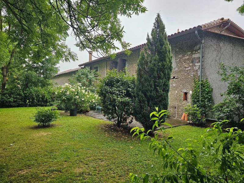 Maison de village ancienne