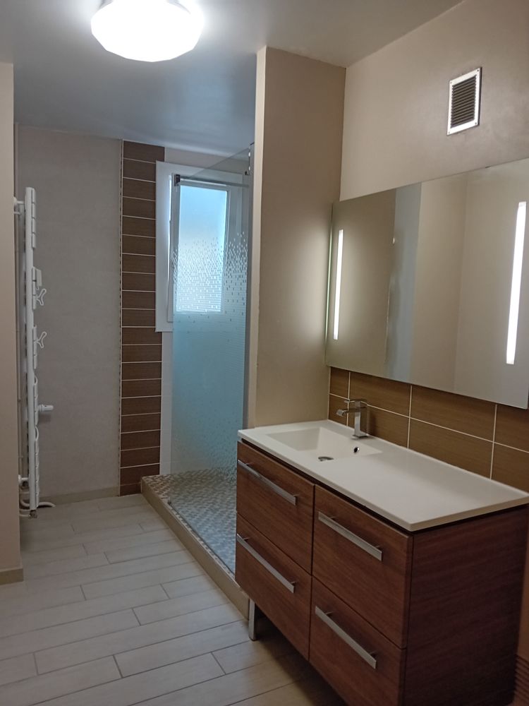 Appartement 65 m² + cave + place parking