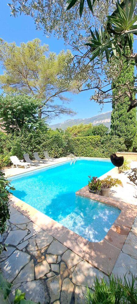 Superbe maison familiale avec piscine et sans vis-à -vis