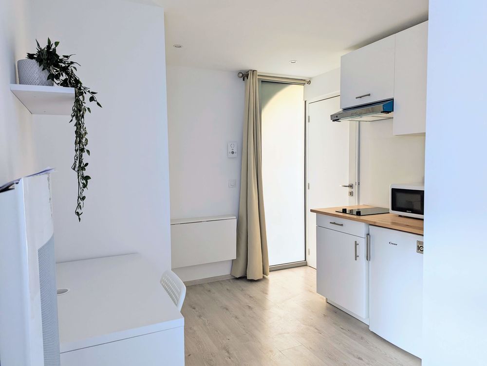 Lumineux studio meublé au coeur de Sophia Antipolis