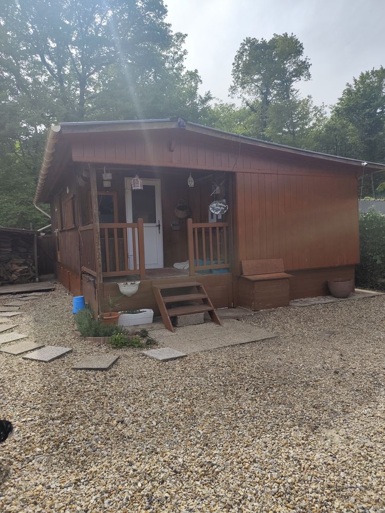Chalet meublé éco-responsable très bien isolé