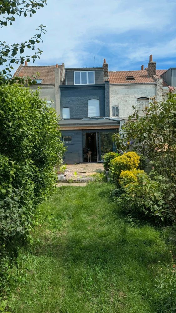 Maison 1930 . Lezennes.