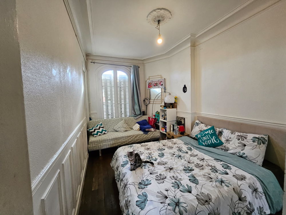 Appartement F3 de 44m2. traversant au Raincy centre ville