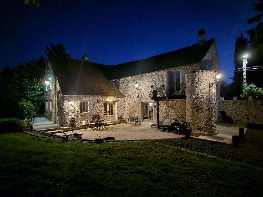 Splendide demeure total 290m2 + jardin 1,8 hectares