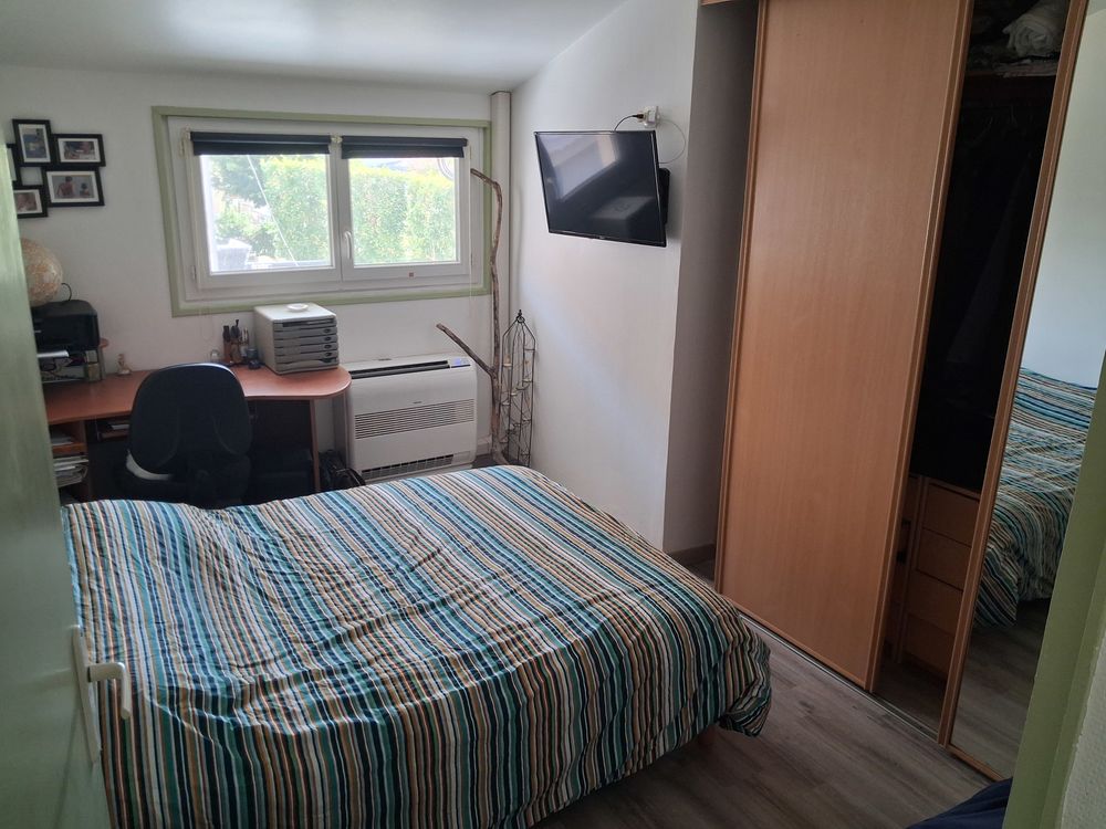 ARCACHON T2 de 51 m² carrez Proche port de plaisance.