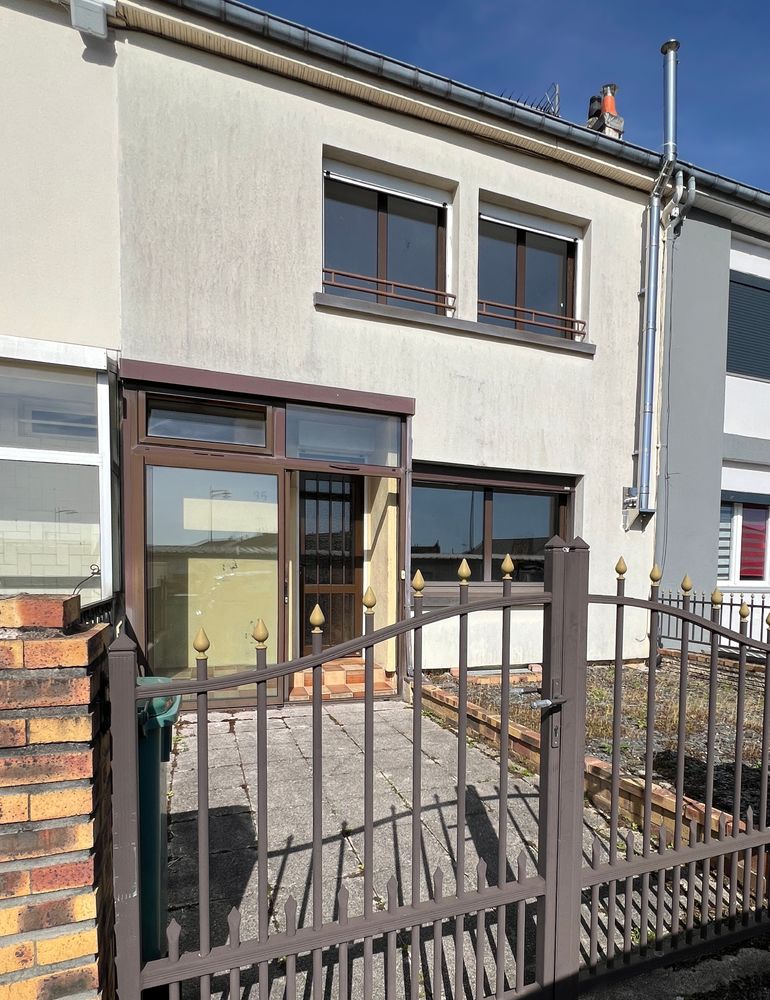 Maison de 85 m² avec jardin et parking