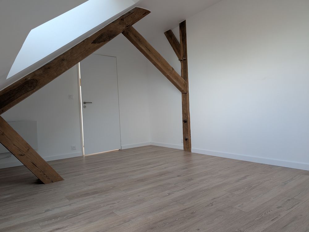 Appartement T2 duplex 70M2 centre Ruffec 16700