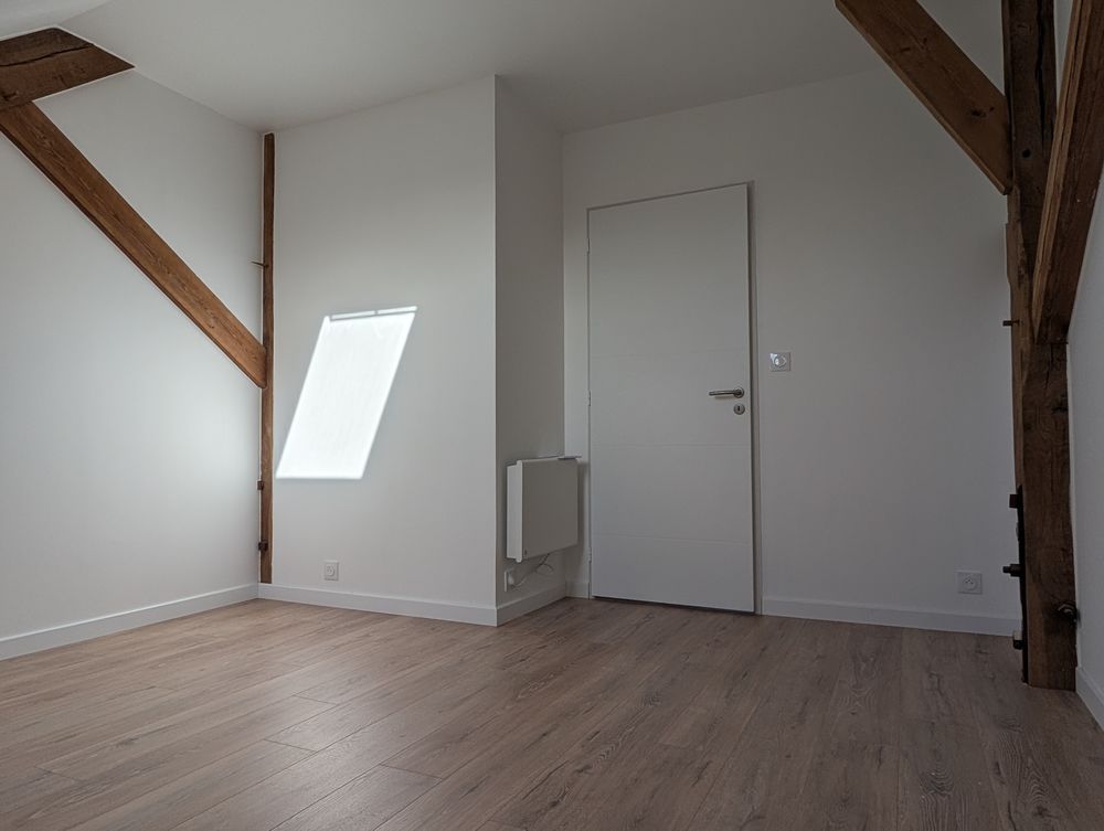 Appartement T2 duplex 70M2 centre Ruffec 16700