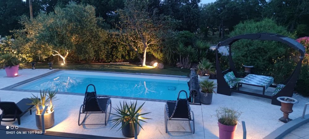 VILLA 231m2, PISCINE,JACUZZI, 2 APPARTEMENTS EN VIAGER LIBRE