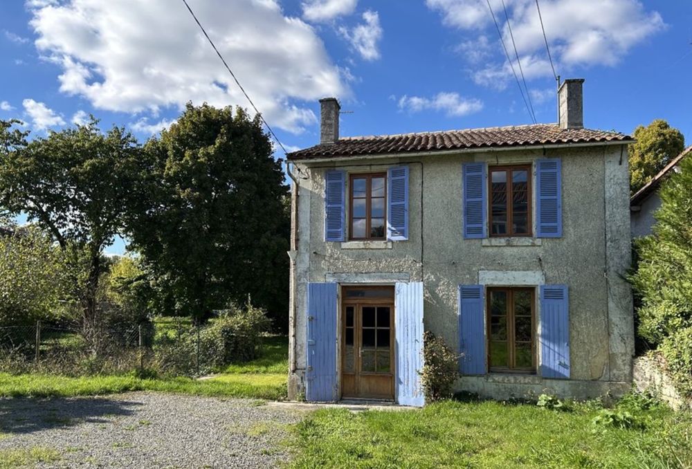 Grande maison avec jardin et dépendances