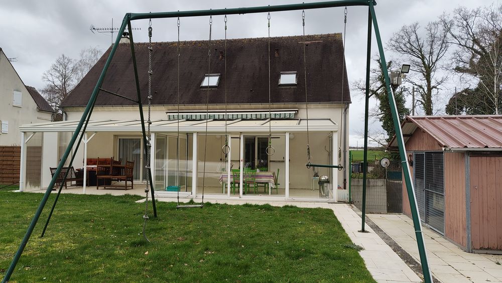 Exceptionnel. Charmante maison familiale située dans un cadr