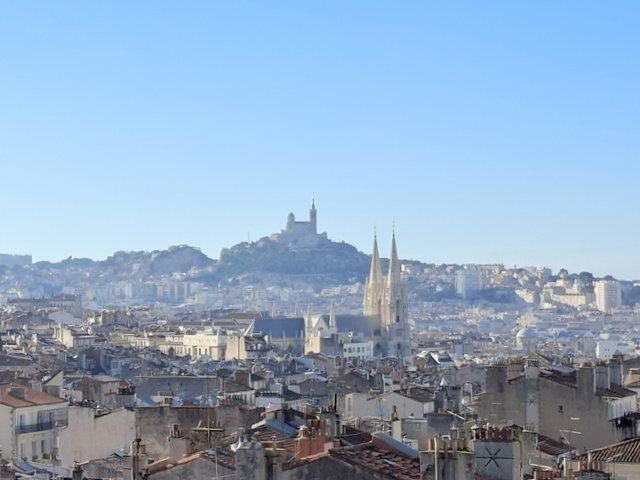 STUDIO QUARTIER LONGCHAMP